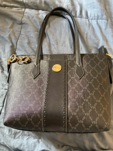 Bolsa Victor Hugo preta