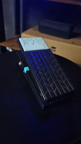 Pedal de volume Boss Fv50H excelente estado, Guitarra, teclado, violão