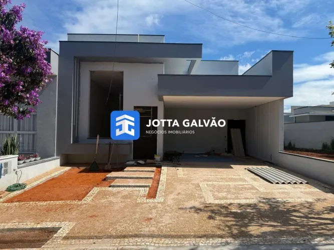 Casa a venda, 250m² - Condomínio Golden Park