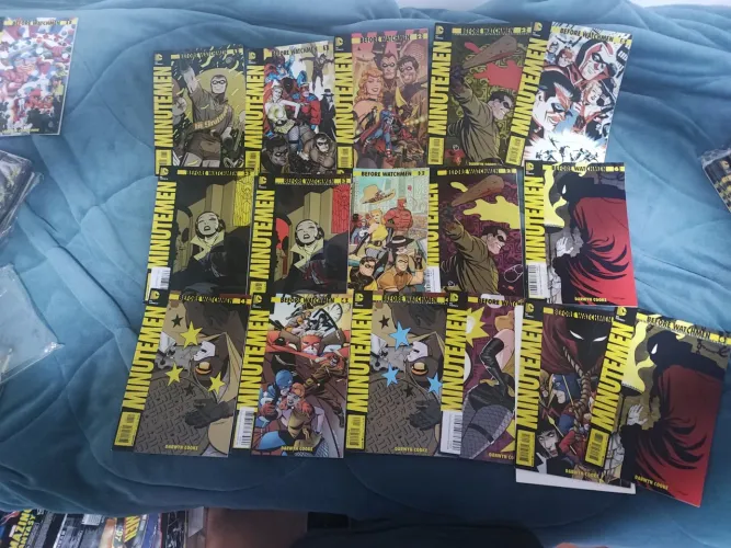Lote Before Watchmen com 16 HQs Minute Men 
