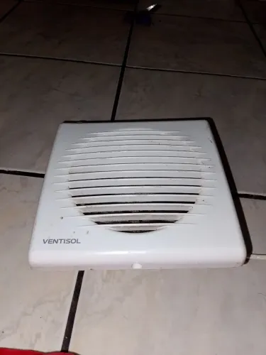 Exaustor de ar ventisol .