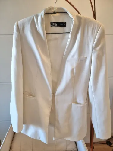 Blazer Zara feminino