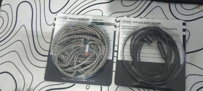 Cabo IEM tripowin  Gracie com microfone e Zonie 2 metros 2pin 0.78mm