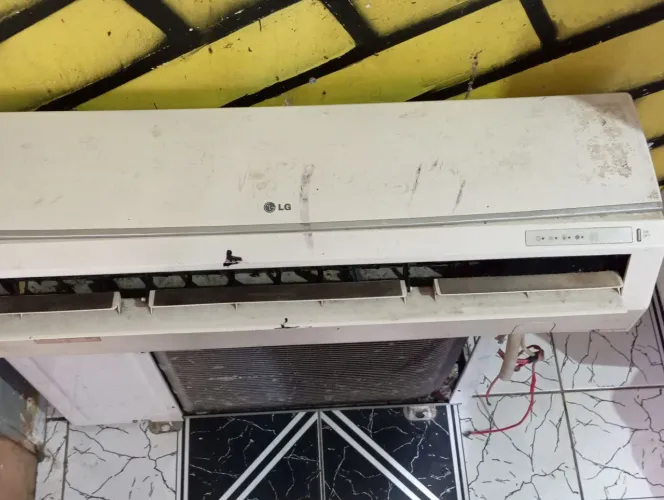 Vendo Ar-Condicionado Split 12.000 BTUs Usado