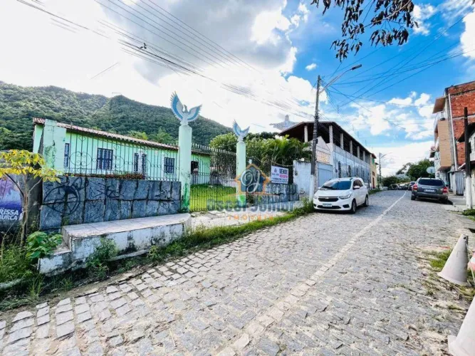CHÁCARA COM 20.500m2 NO CENTRO DE PACATUBA - 500m2 DE ÁREA CONSTRUÍDA - PISCINAS NATURAIS