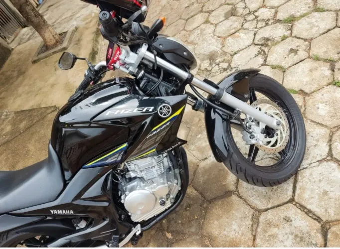 Fazer 2011/2012 .. ótima moto.