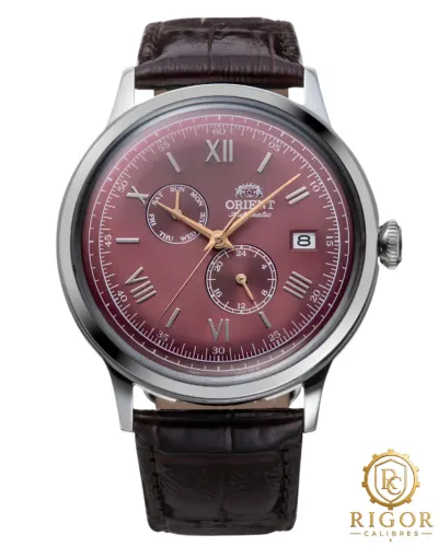 Relógio Orient Bambino RA-AK0705R30B - Elegância Clássica com Mostrador Vinho