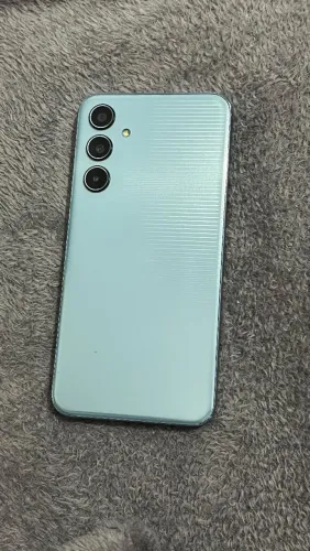 Samsung Galaxy M35 5G - Excelente estado