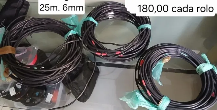 Material elétrico.