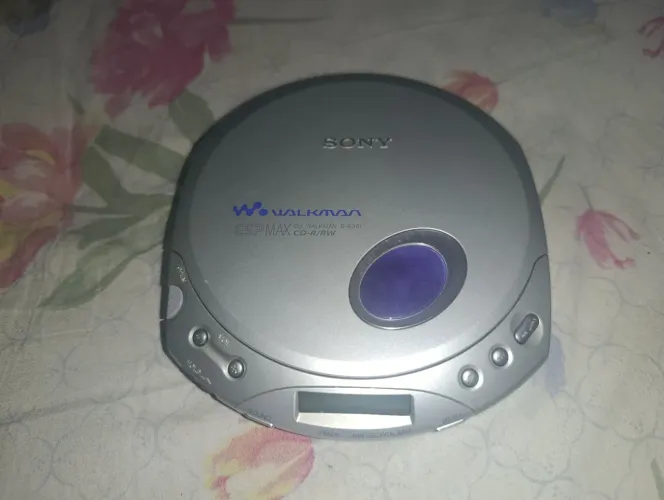 Sony CD Walkman ESPMAX, modelo D-E351