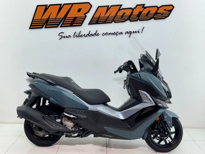 DAFRA CRUISYM 300 ABS