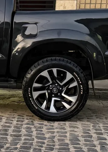 Rodas Hilux aro 20