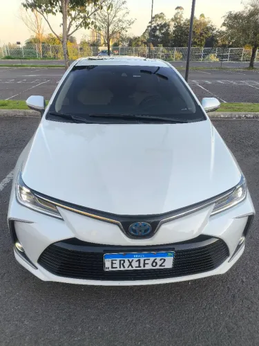 Toyota Corolla Altis Prem. Hybrid 1.8 Flex AUT 2020