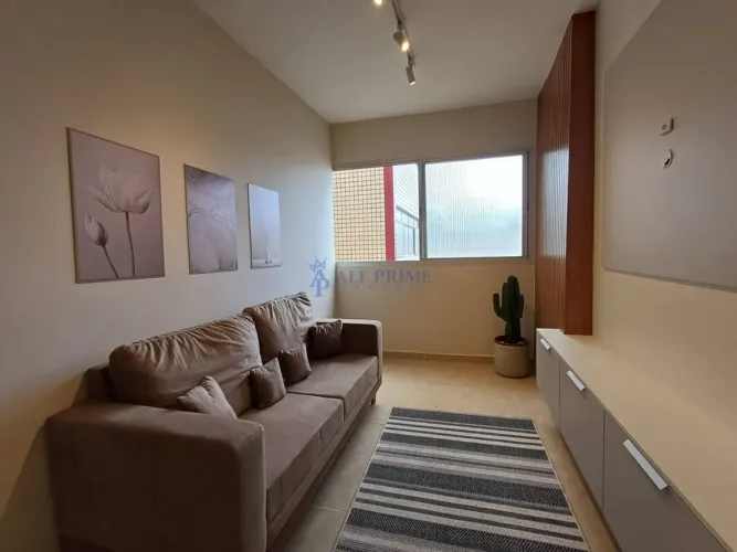 Apartamento 01 dormitório totalmente reformado com vista mar no guilhermina