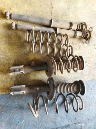 Kit suspensão molas e amortecedor Peugeot 308