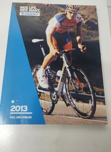 Catalogo de Bicicletas Giant 2013 antigo em ótimo estado de conservação.