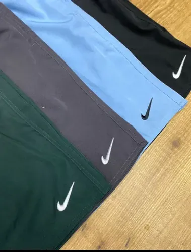 Bermudas NIKE