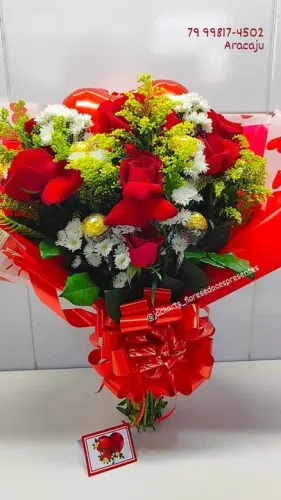 Buquê de flores, rosas, girassóis, presentes em Aracaju