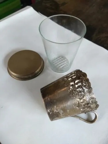 Porta copo Vintage em Prata copo de vidro década 50 (Leia todo o anúncio)