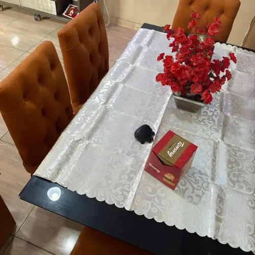 CADEIRA DE JANTAR PARA SUA MESA 