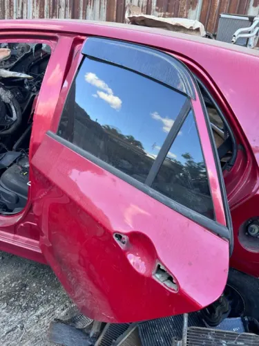 Porta trazeira esquerda kia Picanto 2014 