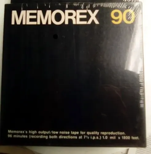 Memorex 90- Memorex's higgh output /low noise tape for quality reproducion (Lacrada )