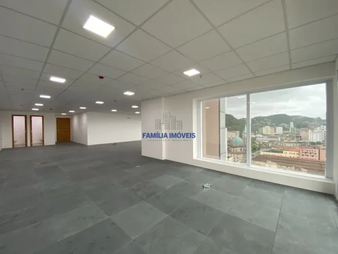 Comprar conjunto no TRIBUNA SQUARE no Centro Santos SP