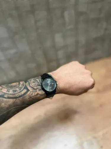 Relógio Masculino Cassio  - Novo modelo pra vcs q são discreto já hora de se vestir 