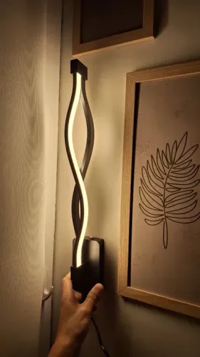 Luminária LED minimalista moderna