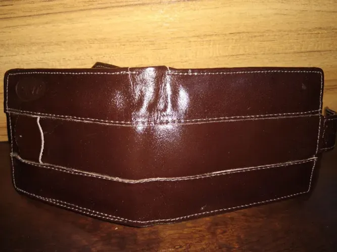 ?Carteira em  Couro. Promoção!!!