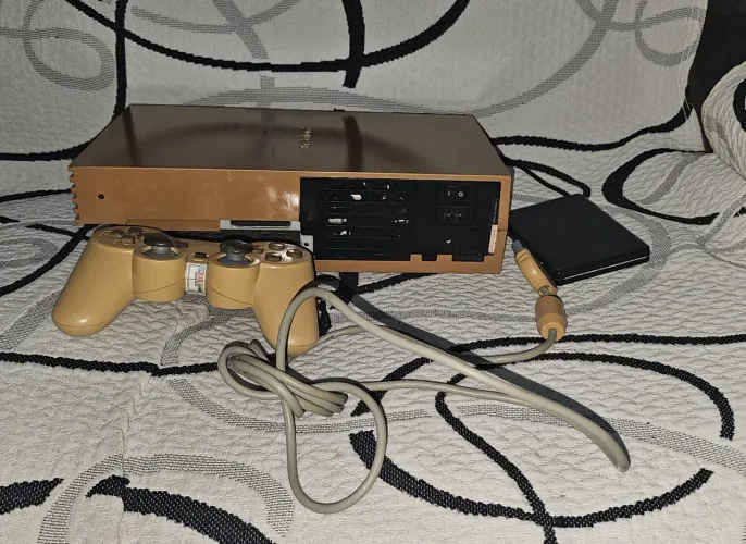 PS2 FAT PERSONALIZADO COR DOURADO CONTROLE JOGO LASER SEM TESTE