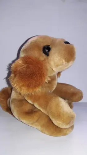 Cachorrinho De Pelúcia Marron - Deitado- 25 Cm Ótimo Estado - Semi Novo
