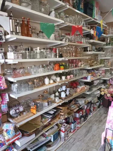 Vendo estoque de loja de utilidades