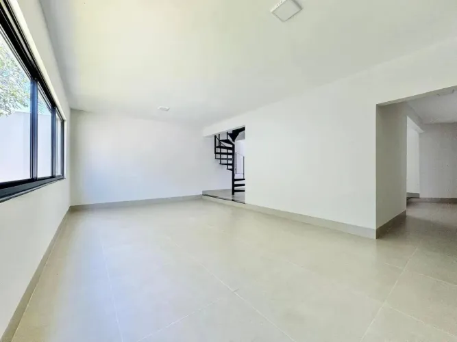 JARDIM MEDITERRÂNEO - R$ 1.990.000 - Casa em rua à venda Londrina, Paraná