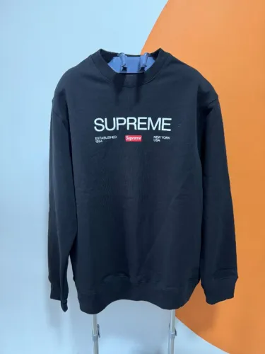 Blusa Supreme "Established Crewneck Black"
