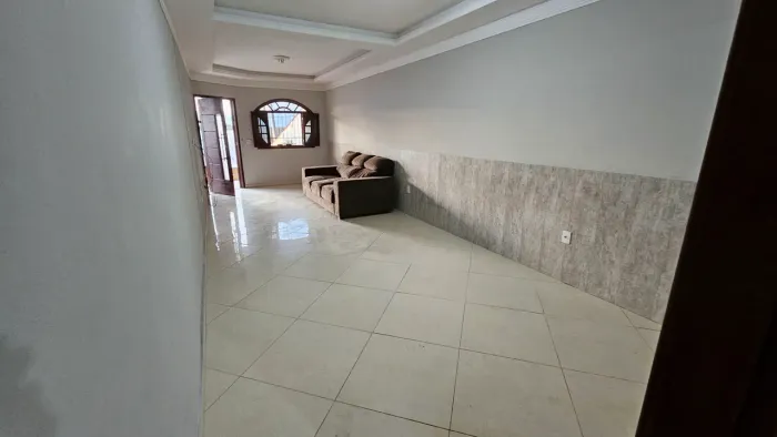 Casa ampla completa - LEIA A DESCRIÇÃO