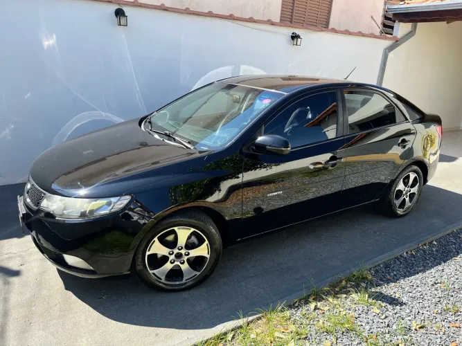 Cerato EX3 1.6 Aut. 2011