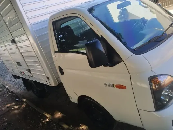 HR EM EXCELENTE ESTADO DE CONSERVAÇÃO