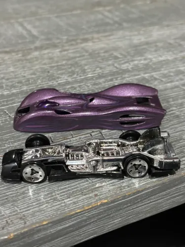 Hot Wheels 2007 - Pop-offs Purple Ground Fox