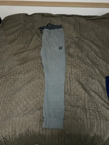 Calça de Moletom Cinza Billabong - TAM: P