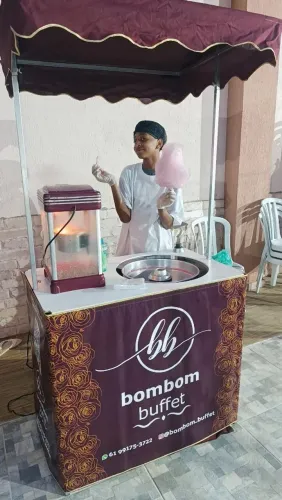 Barraquinha de algodão doce e pipoca 