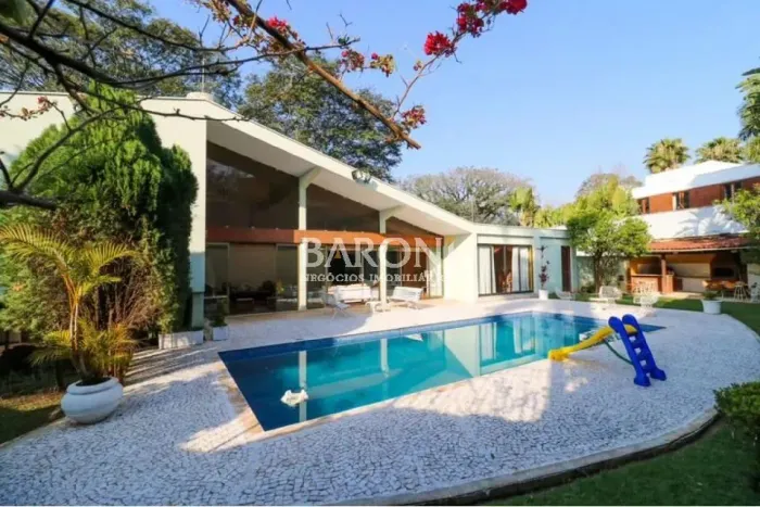 Baroni Imóveis, imobiliária em Moema, especializada em compra e venda de imóveis residenci