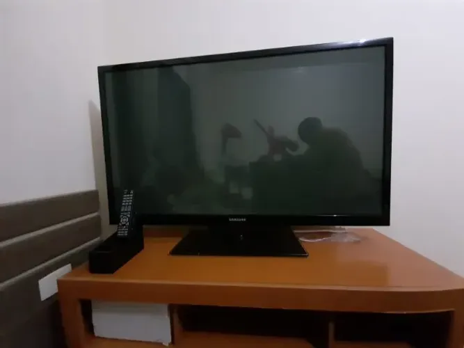 TV Samsung 51 polegadas de plasma PL51E450A1G