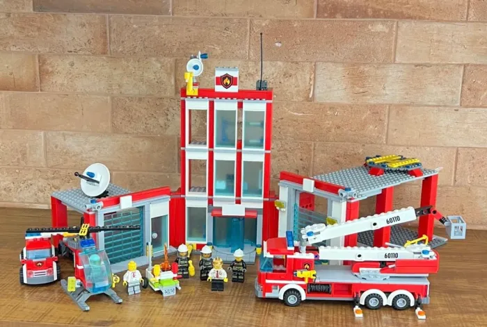 Lego City Estação de bombeiros 