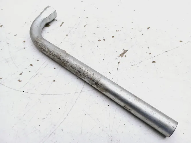 Chave Roda Audi A6 4.2 2000 4d0012219