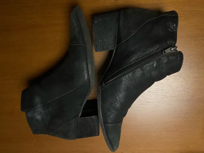 Bota Luiza Barcelos