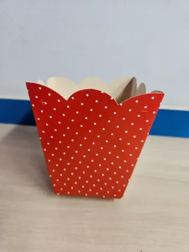 29 Cachepot Vasinho papelão para decoração de mesas