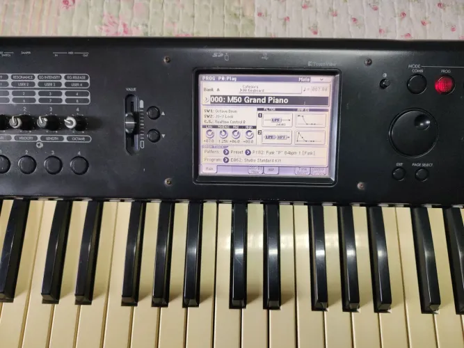 Korg M50 Teclado Workstation 61 Teclas