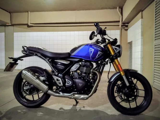 Triumph Speed 400 - Azul -  2025