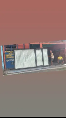 Portão de chapa galvanizada para garagem 2,5 largura 2,10 altura 
